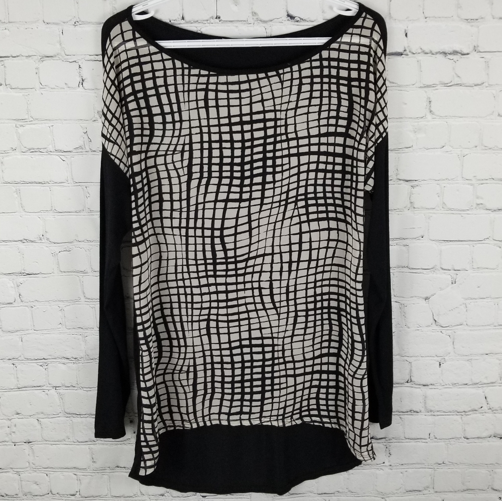 PHILOSOPHY OF PAEK | high low sheer front blouse